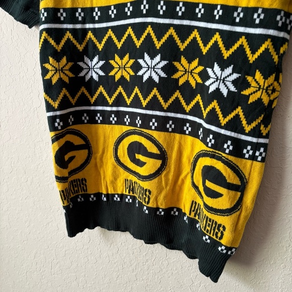 NFL Team | Men's Green Bay Packers Ugly Sweater Knit Polo Green/Gold Size Small - Picture 3 of 8